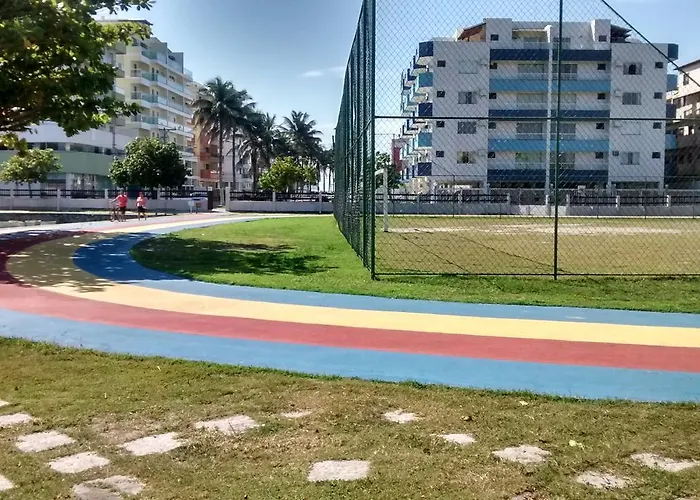 Prainha Lindo Apto com 02 quartos e 02 vagas de garagem